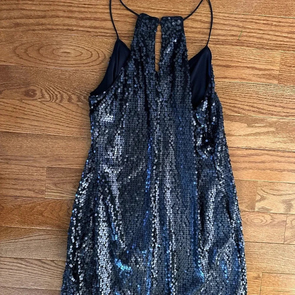 Express Dress - Picture 2 of 3